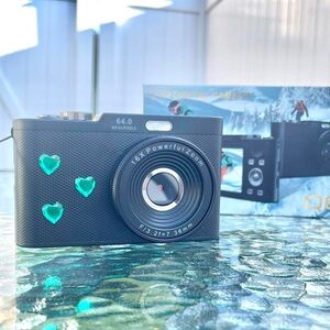 Rare BLACK Digital Camera 64MP  camera  with 32Gb memory Card - ALL BRAND NEW !